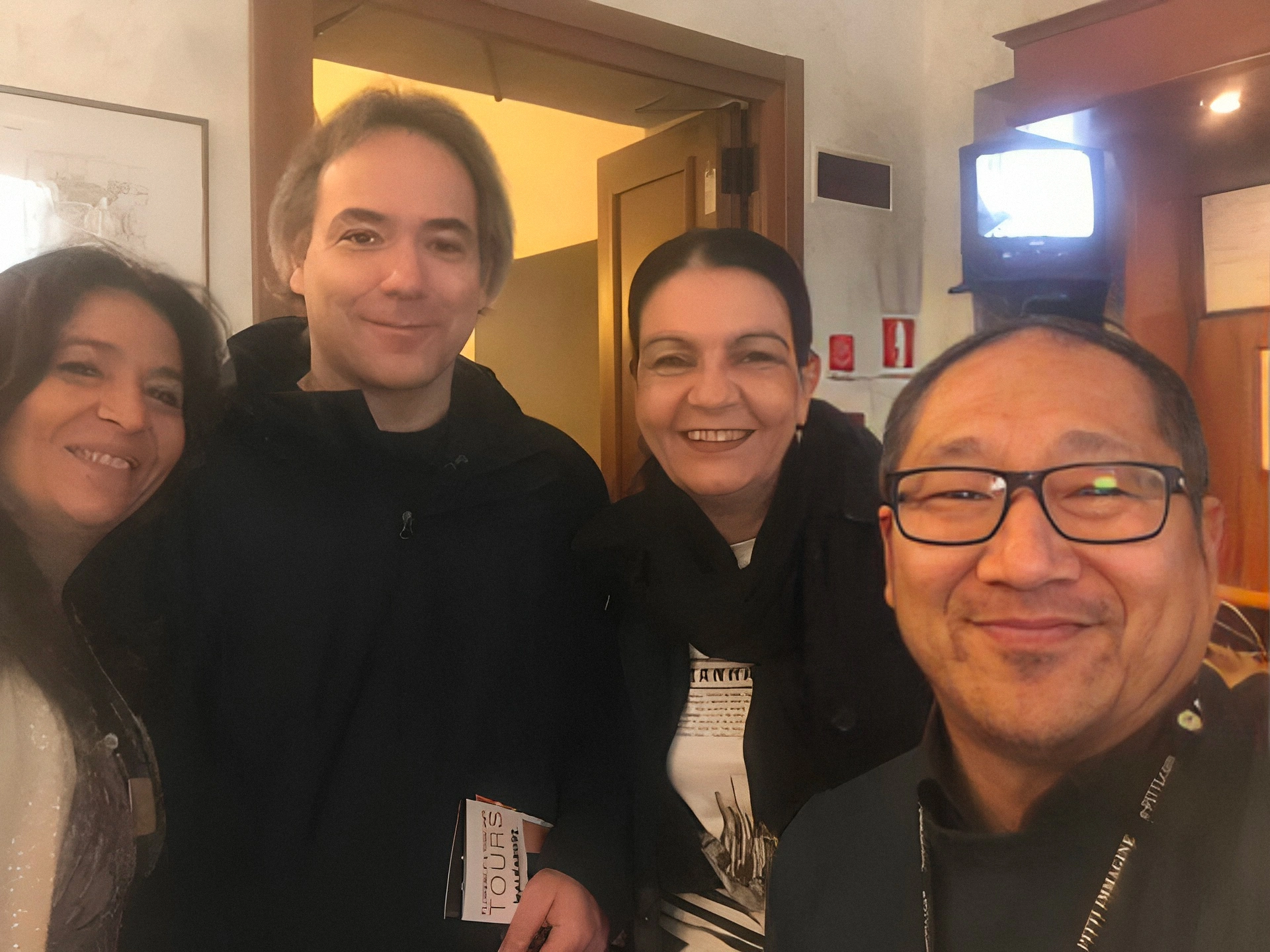 foto dei proprietaria con ospiti